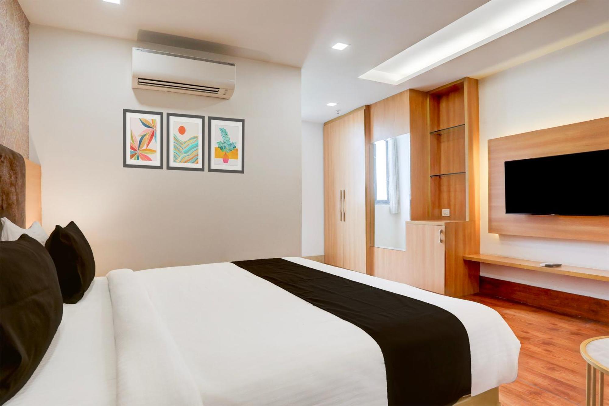 Palette Calista Premium Resort Samalkha Esterno foto
