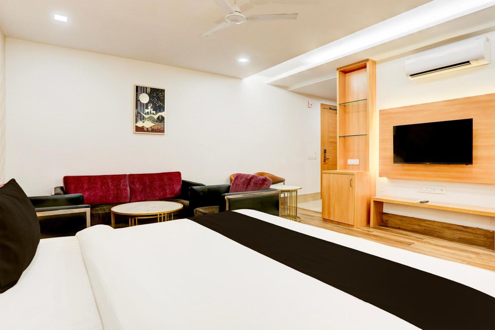 Palette Calista Premium Resort Samalkha Esterno foto
